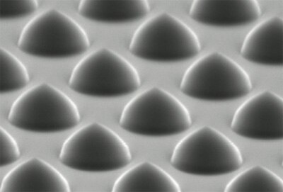 Patterned sapphire substrate with dome diameter of roughly 3 μm Image of Patterned sapphire substrate with dome diameter of roughly 3 μm