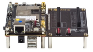 Image of Samsung sensor expansion board with an ARTIK 5 or ARTIK 7 evaluation kit