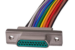 Cinch Connectivity DCCM25SCBRPN-X2S is a 25-pin, space-screened micro-D receptacle Image de la prise micro-D à blindage spatial à 25 broches DCCM25SCBRPN-X2S de Cinch Connectivity