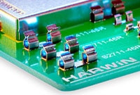 Harwin's EMC/RFI Shield Can Clips Immagine delle clip per involucri di schermatura EMC/RFI di Harwin