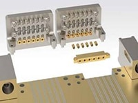 TE Connectivity AMP's NanoRF Edge Launch Connectors TE Connectivity AMP의 NanoRF 에지 런치 커넥터 이미지