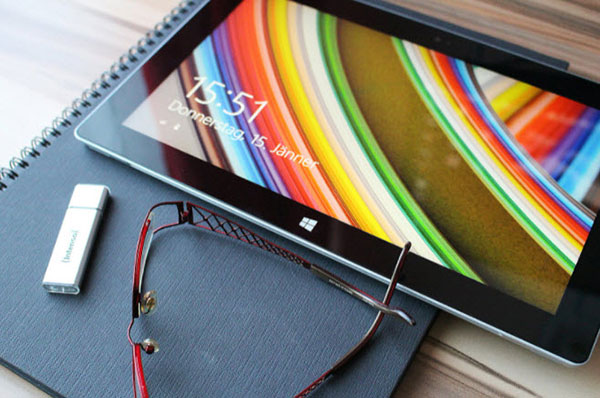 How Touchscreens Work and Which Technology is Best for Your Project How Touchscreens Work and Which Technology is Best for Your Project