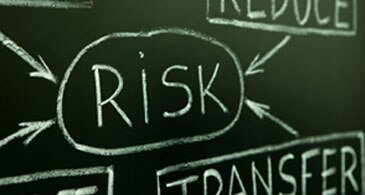 Image of 5 do's and don'ts of procurement risk mitigation chalkboard