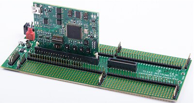 Texas Instruments 的 TMS320F280049C 控制卡图片