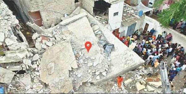 Image of a drone’s-eye view of a collapsed building