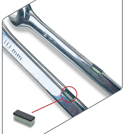 Murata LXTBKZMCMG-010 UHF RAIN RFID 标签图片