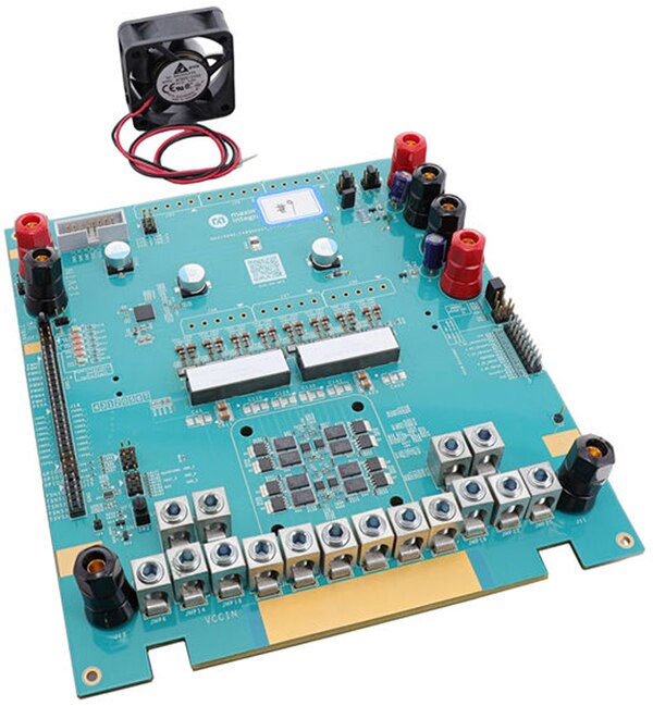 Analog Devices 的 MAX16602CL8EVKIT# 评估板