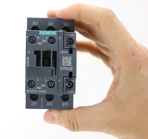 尺寸 S0 接觸器的額定功率為 4 kW 示意圖