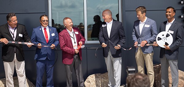 DigiKey Celebrates Ribbon Cutting of Product Distribution Center Expansion