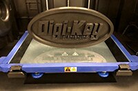 3M™ 的 3D 列印機建造薄片的圖片