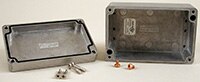 Hammond Manufacturing 的 1590Z 系列外殼