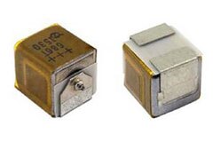 Image of Vishay-Sprague's T22 Surface-Mount Wet Tantalum Capacitor