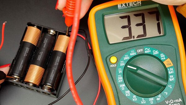 Learn How to Measure Voltage, Current, and Resistance