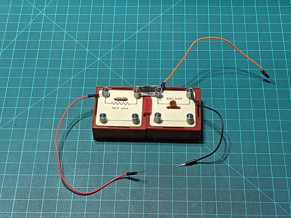 What Is a Low Pass Filter? Understanding an Electronic Filter Circuit