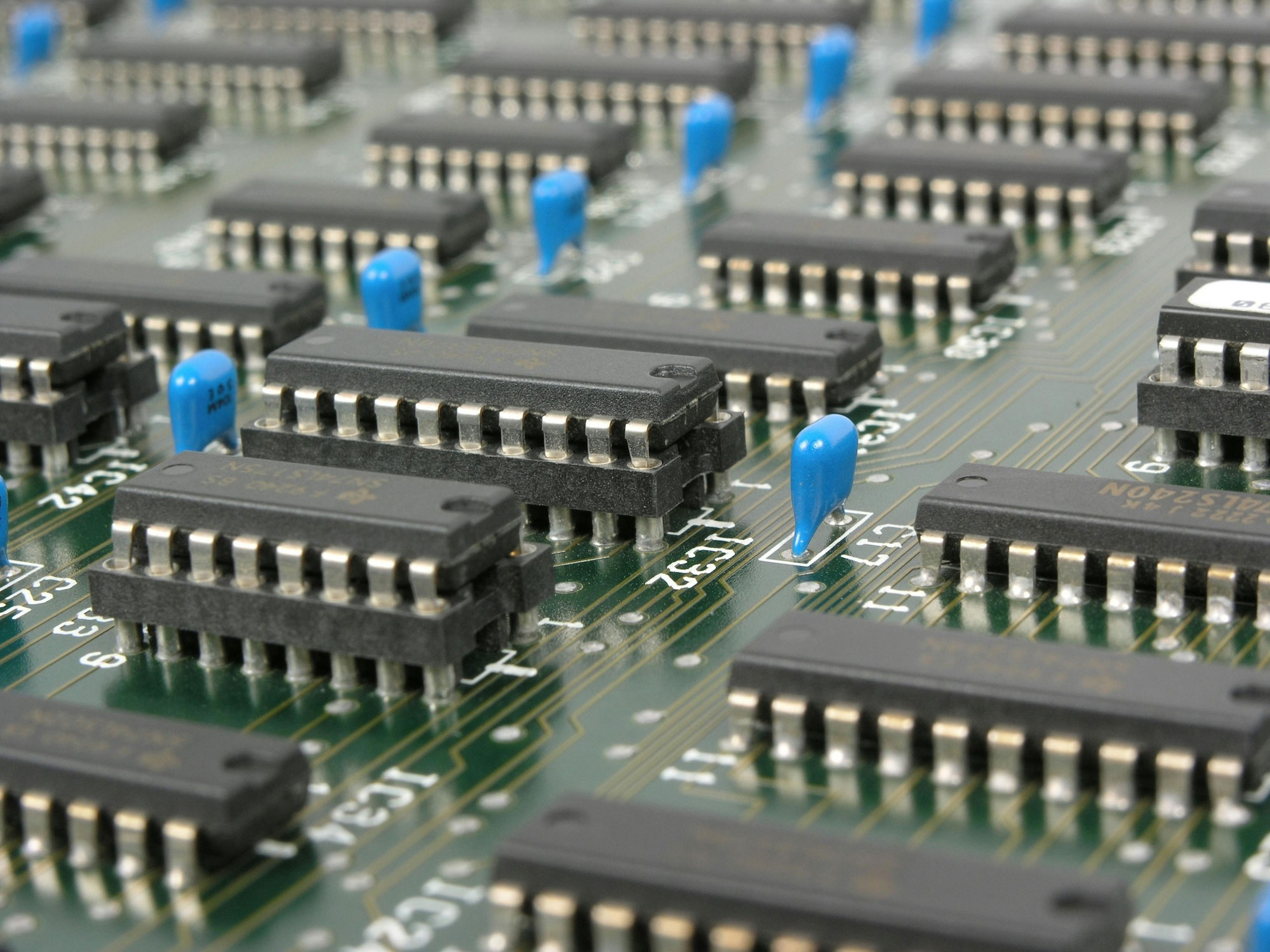 Image of Introduction to Logic Gates