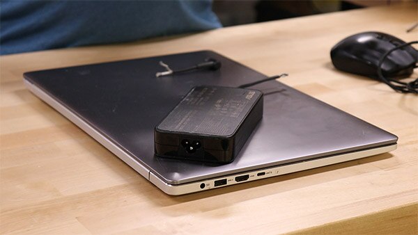 Fix or Toss? How to Know If Your Electronics Are Worth Fixing
