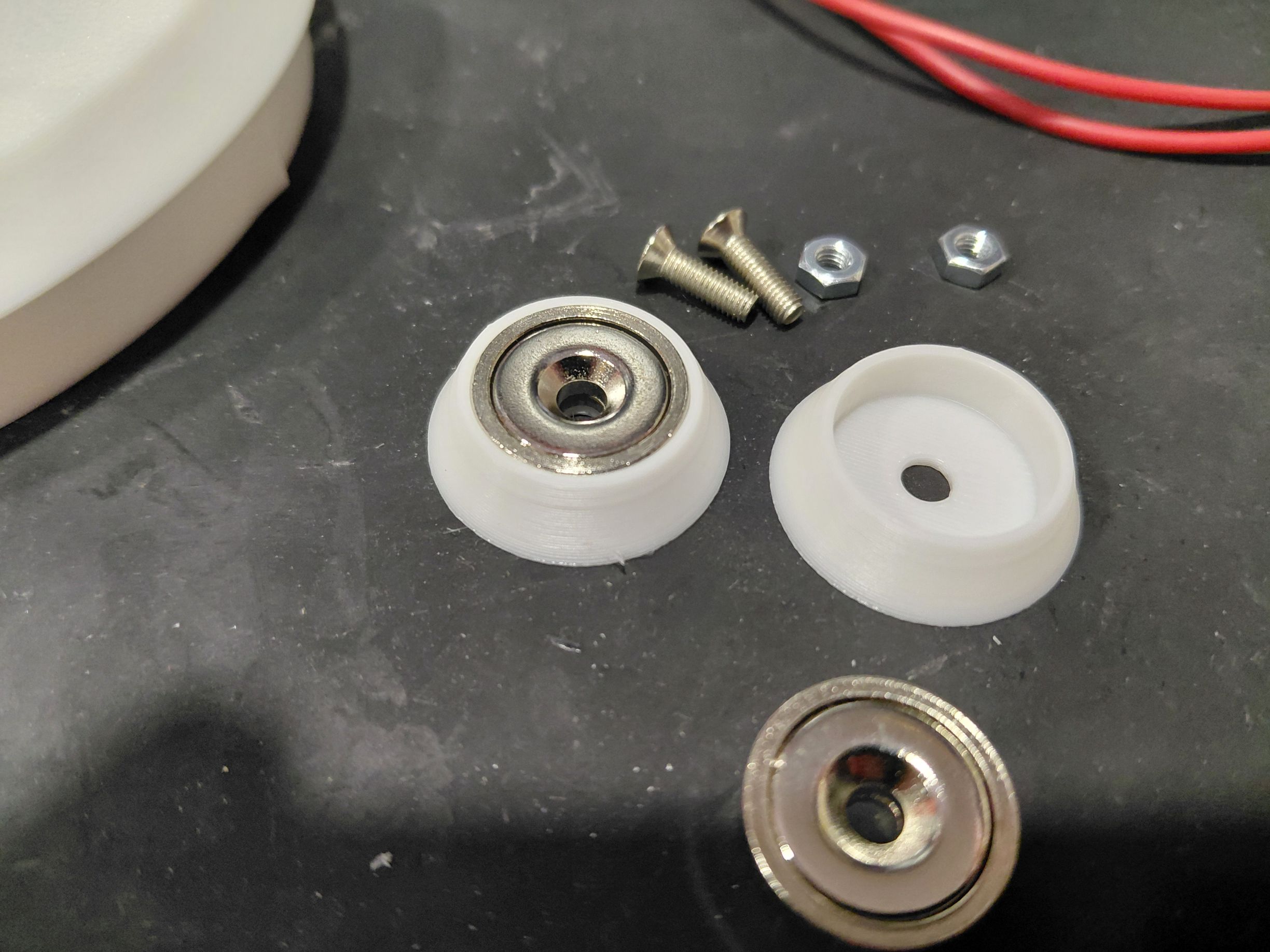 3d printed parts with magnet installed