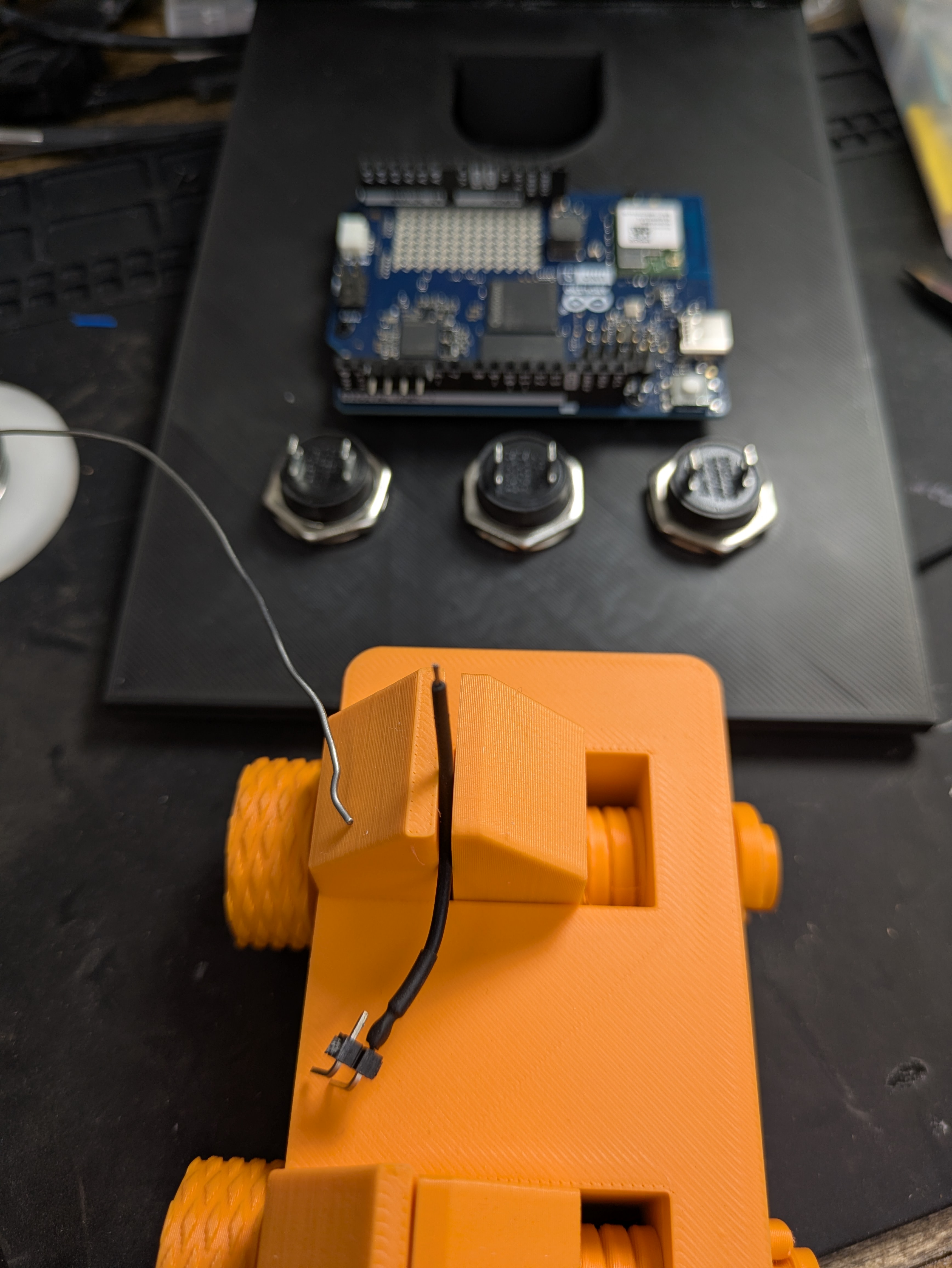 Soldering header to wire